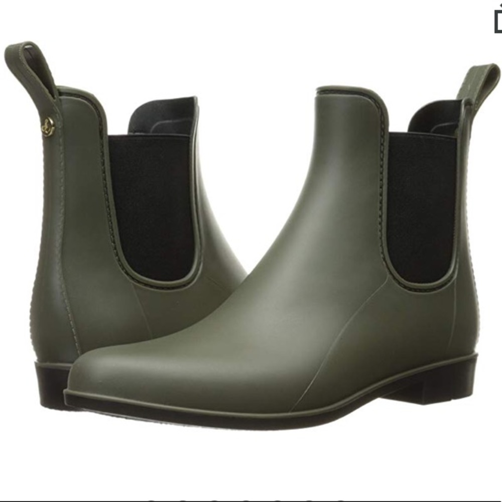 Sam Edelman Tinsley Rain Boot in Moss Green Matte